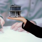 Trabaja desde casa como especialista inmobiliario y recibe excelentes comisiones por cada venta