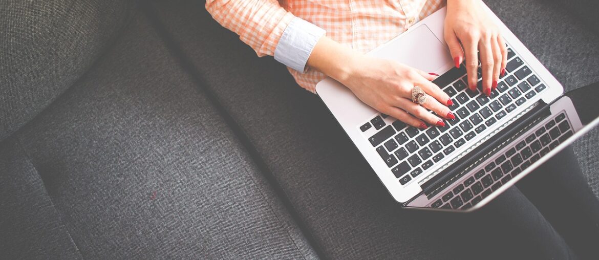 Contratación Inmediata: Se requiere diseñador gráfico profesional con experiencia en creación de anuncios